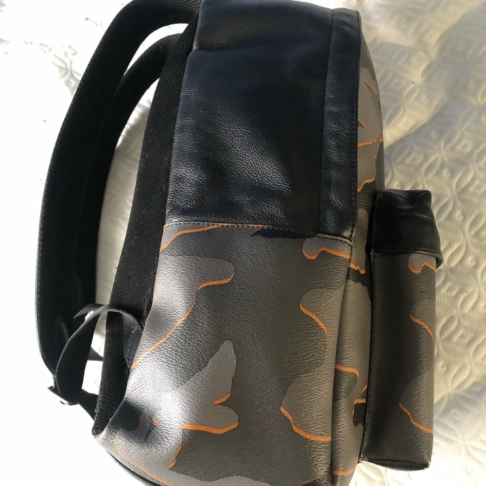 Coach grey and orange Camo Backpack - Picture 2 of 8